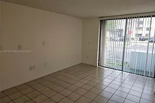 8261 NW 8th St, Miami, FL 33126 - Photo 9