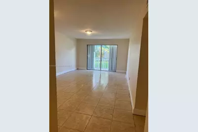 15205 NE 6th Ave #D105, Miami, FL 33162 - Photo 1