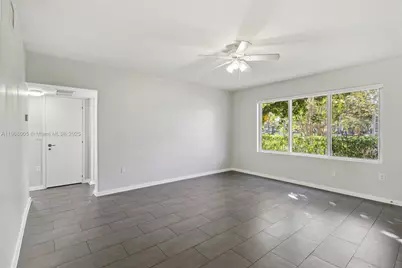 8501 Hawthorne Ave #2, Miami Beach, FL 33141 - Photo 1
