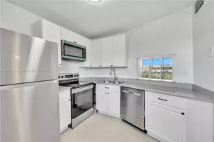 1680 NE 191st St, Miami, FL 33179 - Photo 1