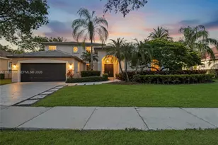 354 Mallard Rd, Weston, FL 33327 - Photo 1