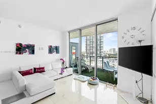 90 SW 3rd St, Miami, FL 33130 - Photo 1