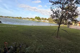 422 Lakeside Dr, Margate, FL 33063 - Photo 1