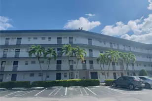 443 NE 195th St, Miami, FL 33179 - Photo 1