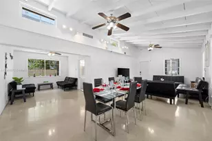 19 NE 3rd St, Dania Beach, FL 33004 - Photo 1