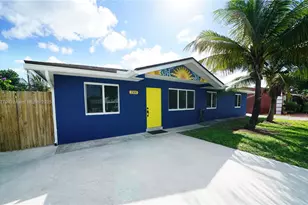 2300 SW 42nd Terrace, Fort Lauderdale, FL 33317 - Photo 1