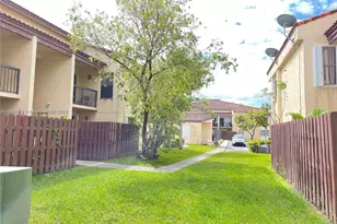 680 W Park Dr, Miami, FL 33172 - Photo 1