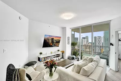 350 S Miami Ave #3205, Miami, FL 33130 - Photo 1