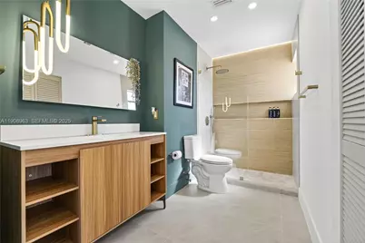 6243 NW 171st St, Hialeah, FL 33015 - Photo 1