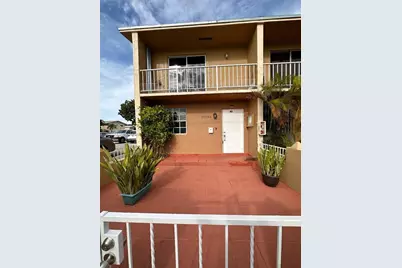 10992 SW 4th St #K1, Sweetwater, FL 33174 - Photo 1