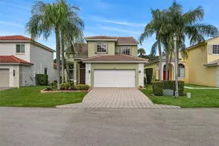4593 NW 7th Pl, Deerfield Beach, FL 33442 - Photo 1
