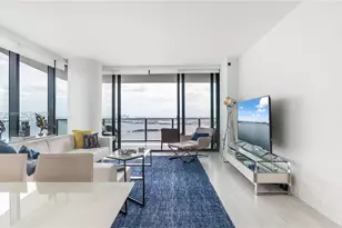 650 NE 32nd St, Miami, FL 33137 - Photo 1