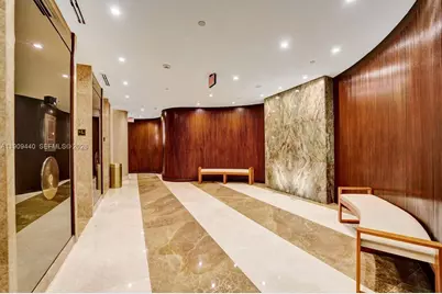 19667 Turnberry Way #27J, Aventura, FL 33180 - Photo 1