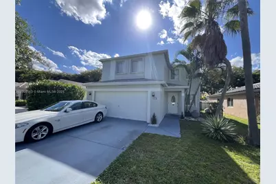 1241 SW 46th Way, Deerfield Beach, FL 33442 - Photo 1