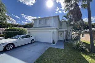 1241 SW 46th Way, Deerfield Beach, FL 33442 - Photo 1