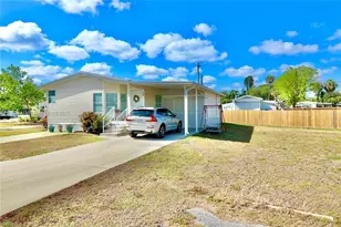 138 Lantern Ln, Fort Myers, FL 33917 - Photo 1