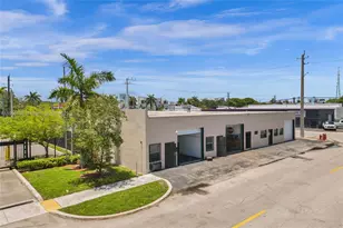 828 NW 1st St, Fort Lauderdale, FL 33311 - Photo 1