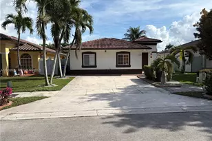 19845 NW 78th Path, Hialeah, FL 33015 - Photo 1