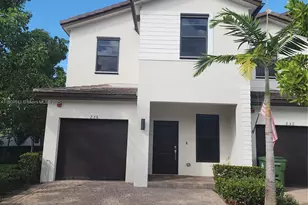 236 SW 159th Ter, Pembroke Pines, FL 33027 - Photo 1