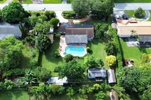 10965 SW 116th St, Miami, FL 33176 - Photo 1