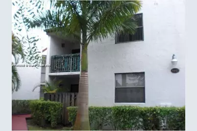 9429 Fontainebleau Blvd #113-33, Miami, FL 33172 - Photo 1