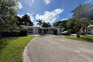 8042 SW 89th St, Miami, FL 33156 - Photo 1
