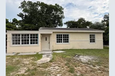 9 Miami Gardens Rd, West Park, FL 33023 - Photo 1