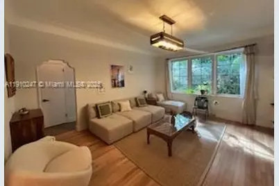 910 Lenox Ave #3, Miami Beach, FL 33139 - Photo 1