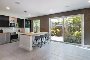 5752 NW 112th Ct, Doral, FL 33178 - Photo 1