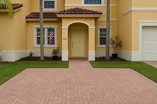 4123 NE 24th St, Homestead, FL 33033 - Photo 1