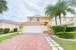 15868 NW 4th St, Pembroke Pines, FL 33028 - Photo 1