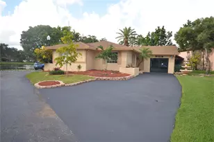 2119 Nova Village Dr, Davie, FL 33317 - Photo 1