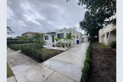 1670 SW 11th Ter #Front, Miami, FL 33135 - Photo 1