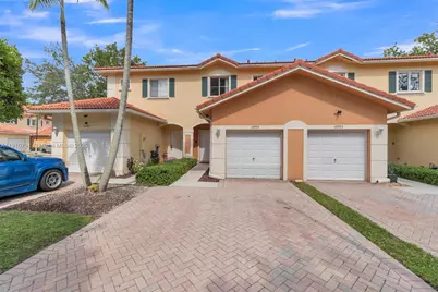 10705 Santa Monica Pl, Tamarac, FL 33321 - Photo 1