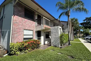 6031 Shaker Wood Cir, Tamarac, FL 33319 - Photo 1