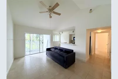 2600 S University Dr #318, Davie, FL 33328 - Photo 1