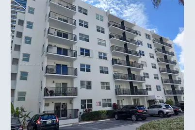 3000 Riomar St #510, Fort Lauderdale, FL 33304 - Photo 1