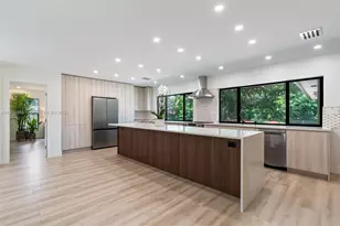 12511 SW 13th St, Davie, FL 33325 - Photo 1