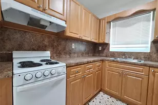 2011 Bay Dr, Miami Beach, FL 33141 - Photo 13