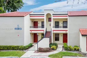 11530 NW 10th St, Pembroke Pines, FL 33026 - Photo 1