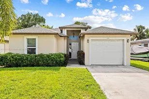 230 Ipswich St, Boca Raton, FL 33487 - Photo 1