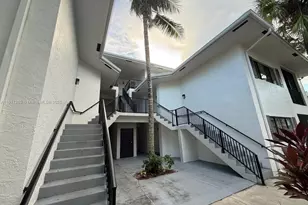 2445 SW 18th Terrace, Fort Lauderdale, FL 33315 - Photo 1