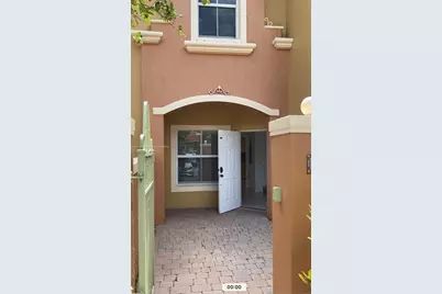 919 SW 143rd Ter #2009, Pembroke Pines, FL 33027 - Photo 1