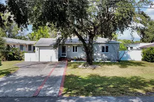 89 Corydon Dr, Miami Springs, FL 33166 - Photo 1