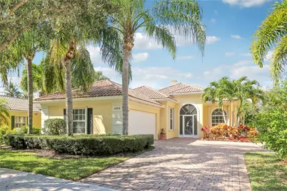 4909 Grassleaf Dr, Palm Beach Gardens, FL 33418 - Photo 1