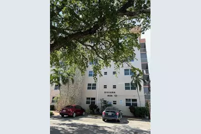 1830 Dixieanna St #301, Hollywood, FL 33020 - Photo 1