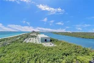 100 Bayview Dr, Sunny Isles Beach, FL 33160 - Photo 1