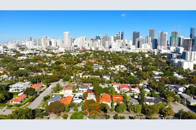 445 SW 24th Rd, Miami, FL 33129 - Photo 1