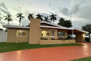 20130 NE 25th Ct, Miami, FL 33180 - Photo 1