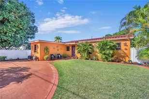 683 W 39th St, Hialeah, FL 33012 - Photo 1